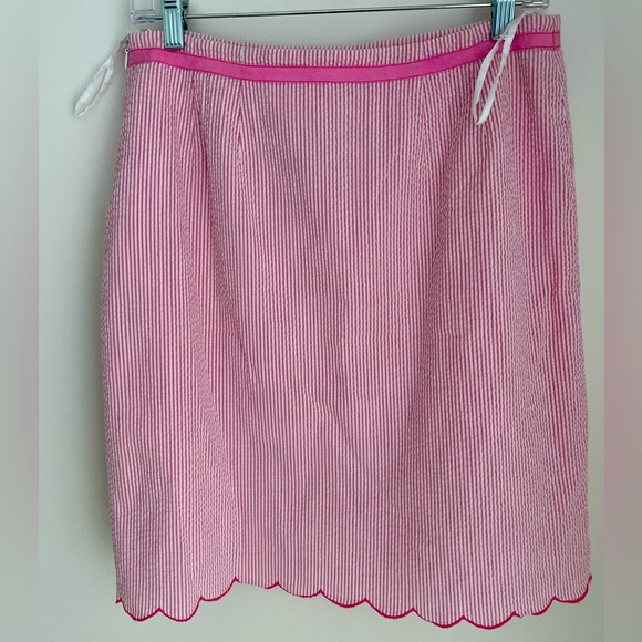 MARK, FORE & STRIKE Preppy Pink Seersucker A-line Skirt with scalloped hem - Picture 1 of 6